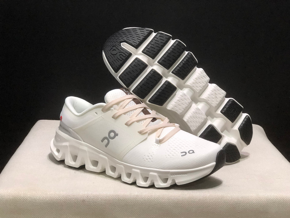 On Cloud X 4 Authentic Running Shoe – White