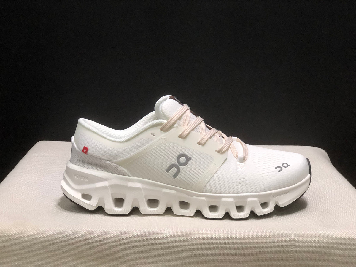 On Cloud X5 Low-Top Running Shoes – White