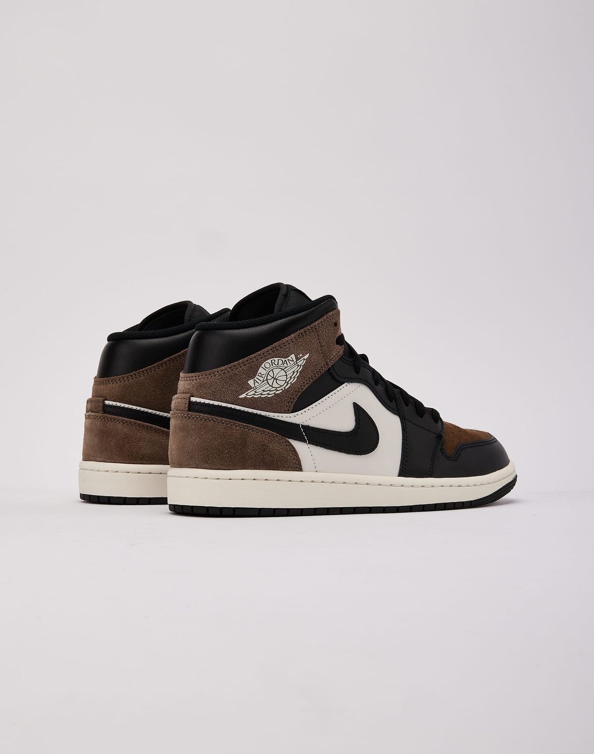 Air Jordan 1 High OG Big Kid's Shadow Brown/Shadow Brown-Soft Pearl-Light British Tan-Team Red FD1437-201